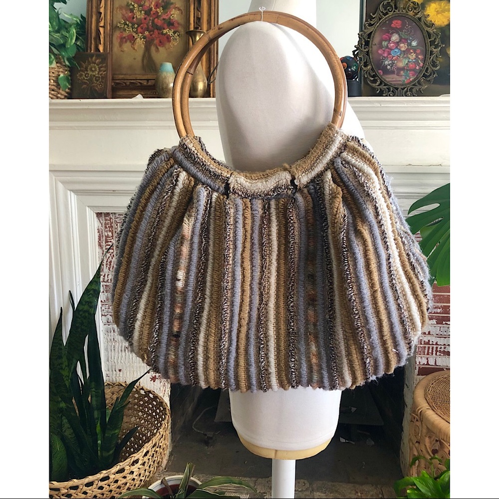 Vintage knit purse